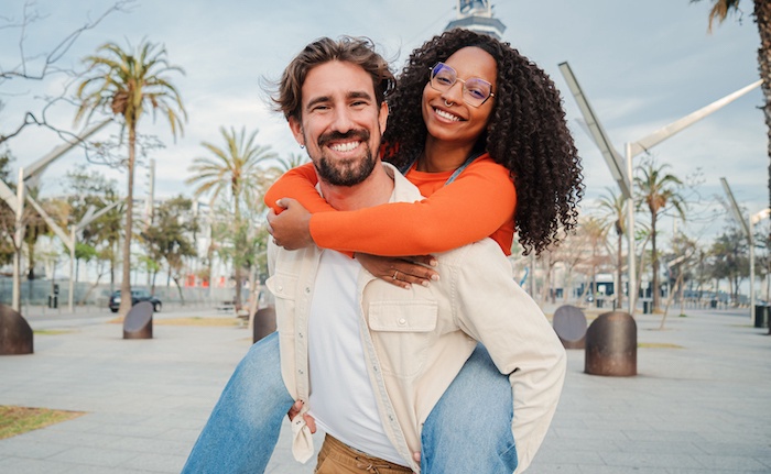 Interracial couple in Hawaii