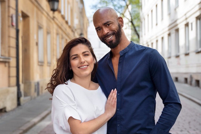 Interracial couple in Quebec