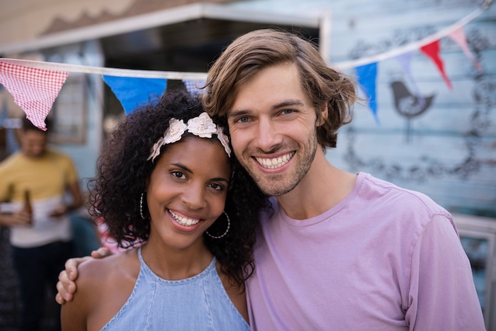 Interracial couple in Ottawa